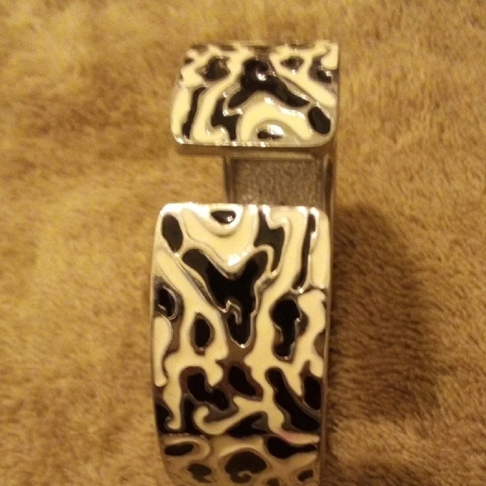Studio Black and White Patterned Quartz Watch